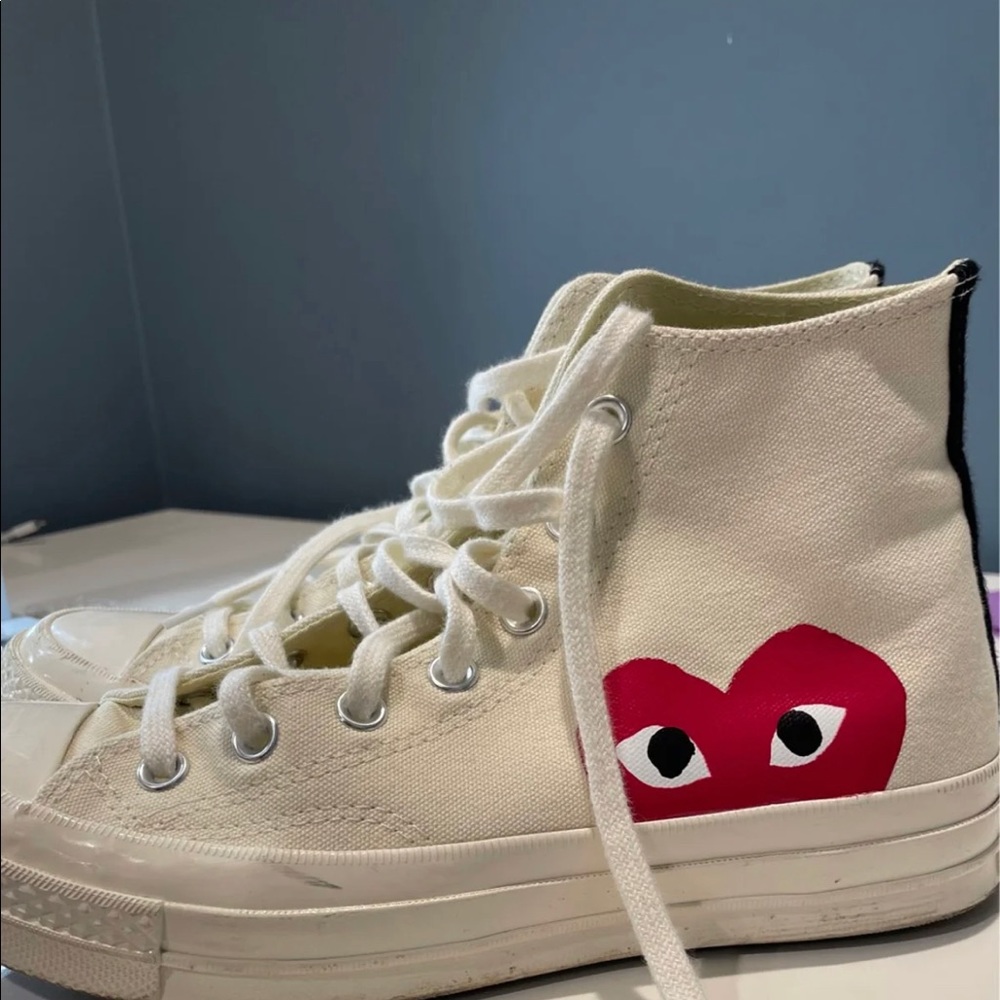 Comme des Garcons White and Red Sneakers